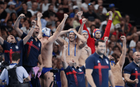 Serbia Menține Supremația Olimpică la Polo pe Apă: Cucerește A Treia Medalie de Aur Consecutivă