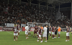 Budescu Amână Prima Victorie a Rapidului în Superliga spre Dezamăgirea Suporterilor