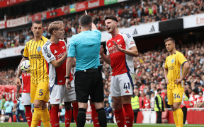Arsenal vs. Brighton în Premier League: Egal Dramatic pe Emirates cu Declan Rice Eliminat