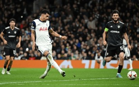 Tottenham Hotspur Începe cu Dreptul Europa League: Succes Categoric cu 3-0 Împotriva lui Qarabag FK