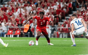 Chelsea și Tottenham Se Luptă pentru Transferul Danezului Patrick Dorgu de la Lecce