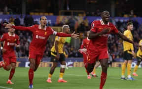 Liverpool Urcă pe Primul Loc în Premier League după Un Succes cu 2-1 Împotriva lui Wolverhampton