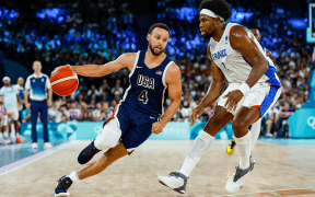 Noi Contracte în NBA: Curry, Murray și Walker Pregătiți pentru Viitoarele Sezoane
