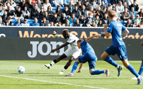 Leverkusen Revine la Forma din Sezonul Trecut: Victor Boniface Reușește O Dublă într-o Victorie Convingătoare, 4-1 cu Hoffenheim