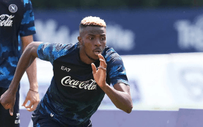 Victor Osimhen Rămâne la Napoli: Decizia Surprinzătoare Care Creează Haos la Clubul Italian