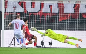 Christian Eriksen Salvează Danemarca cu Un Gol și O Pasă Decisivă într-un Egal Spectaculos cu Elveția!