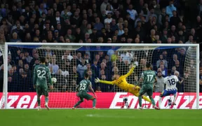 Brighton Învinge Tottenham după O Revenire Spectaculoasă: Danny Welbeck Aduce Victoria într-un Thriller din Premier League