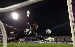 AC Milan Învinsă de Fiorentina într-un Meci Tensionat cu Trei Penalty-uri Ratate
