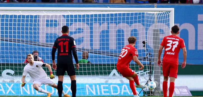 Bayer Leverkusen Scapă Printre Degete Victoria cu Holstein Kiel: De la 2-0 la 2-2, într-un Meci Dramatic