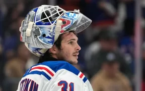 Start exploziv în NHL: Victorii Clare și Surprize în Prima Zi de Meciuri!
