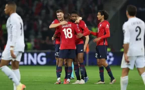Lille Surprinde Real Madrid în Champions League: Victorie Neașteptată cu 1-0! Golul lui Jonathan David Întrerupe Seria de Invincibilitate a Campioanei En-Titre!