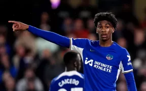 Real Madrid Îl Monitorizează pe Tânărul Apărător de la Chelsea, Josh Acheampong