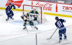 NHL: Kyle Connor Aduce Victoria pentru Winnipeg Jets în Prelungiri împotriva Echipei Minnesota Wild și Alte Meciuri Remarcabile