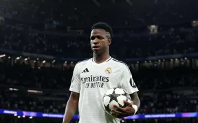 Vinicius Jr: O Luptă Împotriva Rasismului în Fotbal și Povestea Pierderii Balonului de Aur