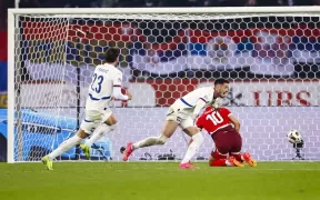 Serbia Condamnă Elveția la Retrogradare în Nations League cu Un Gol Dramatic Marcat de Aleksa Terzic