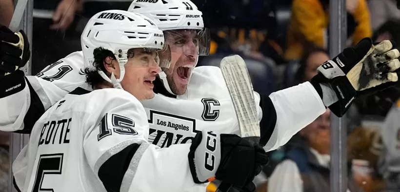 Los Angeles Kings Înving cu 3-0 Nashville Predators: Kopitar și Fiala Fac Diferența