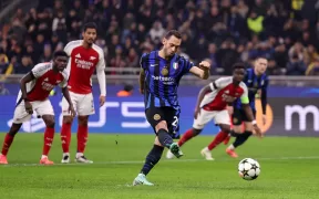 Inter Milano Triumfă La Limită într-un Duel Tensionat cu Arsenal în Champions League