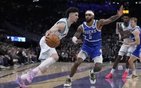 Spectacol NBA: Giannis, Jokic și Wembanyama Strălucesc în Meciuri Pline de Adrenalină