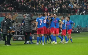 FCSB Învinge Midtjylland cu 2-0 și Se Apropie de Primăvara Europeană