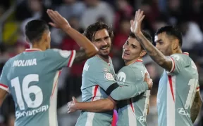 Atletico Madrid și Girona Avansează în Copa del Rey în Ciuda Problemelor Cauzate de Inundații