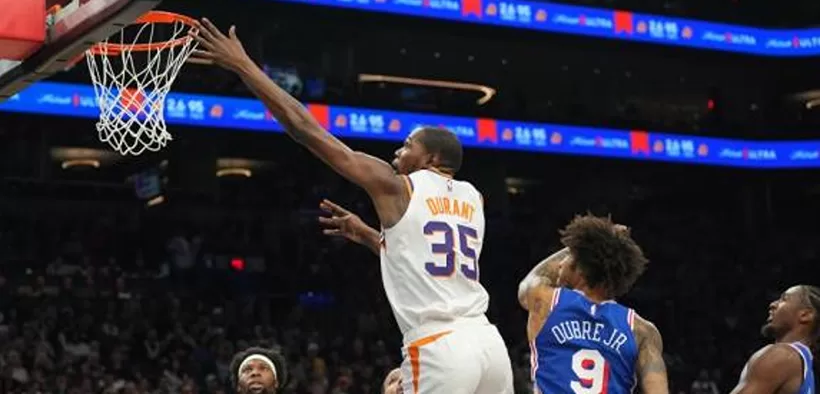 Phoenix Suns Înving Philadelphia 76ers într-un Final Spectaculos cu Kevin Durant în Prim-Plan