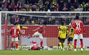 Victorie Spectaculoasă pentru Mainz împotriva Borussiei Dortmund: 3-1 și Prima Victorie Acasă în Actualul Sezon