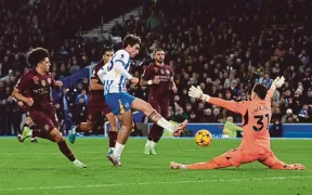 Brighton Învinge Surprinzător pe Manchester City: Prima Serie de Patru Eșecuri Consecutive pentru Guardiola!