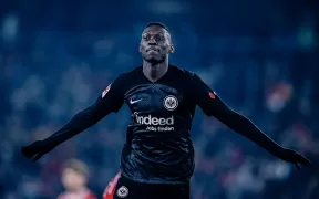 Randal Kolo Muani, Următoarea Țintă a lui Manchester United pentru Întărirea Ofensivei