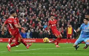 Liverpool Se Dezlănțuie în Premier League: Victorie Clară Împotriva lui Aston Villa