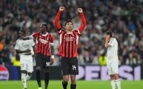 Manchester City și Rivalii din Premier League Îl Vânează pe Mijlocașul lui AC Milan, Tijjani Reijnders