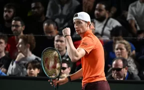 Carlos Alcaraz, Eliminat de Ugo Humbert în Optimi la Paris Masters