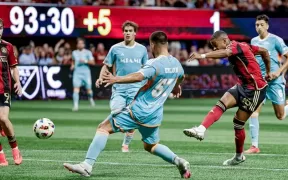 Atlanta United Câștigă Dramatic și Prelungește Lupta pentru Titlul MLS