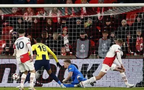 Fenerbahce Învinge Slavia Praga: Revenire Spectaculoasă în Europa League
