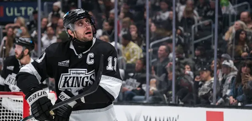 Hochei la Superlativ în NHL: Reveniri Spectaculoase și Performanțe Remarcabile pentru Kings, Stars și Golden Knights