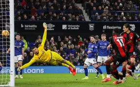 Victorie Dramatică Reușită de Bournemouth: Revenire Spectaculoasă împotriva lui Ipswich