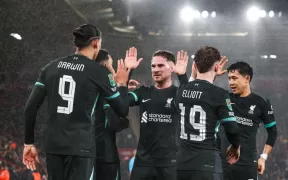 Liverpool, Arsenal și Newcastle Își Asigură Locurile în Semifinalele Cupei Ligii