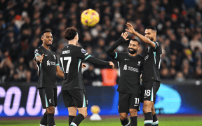 Liverpool Distruge West Ham cu Un 5-0 Spectaculos și Domină Premier League