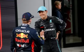 Rivalitatea Încinge Pista în Formula 1: Verstappen și Russell Își Dispută Onoarea în Abu Dhabi